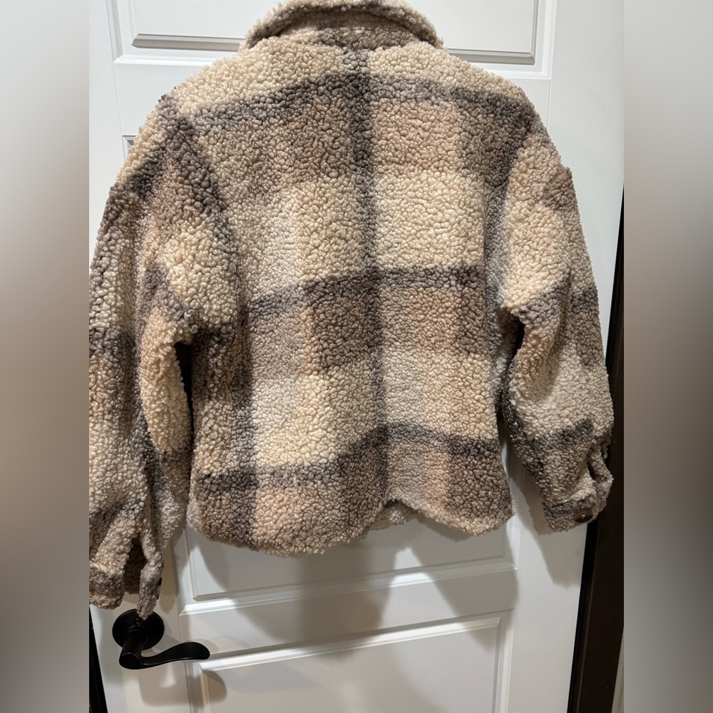 BB Dakota Cream and Brown Teddy Jacket - Plaid to See You - Picture 4 of 5